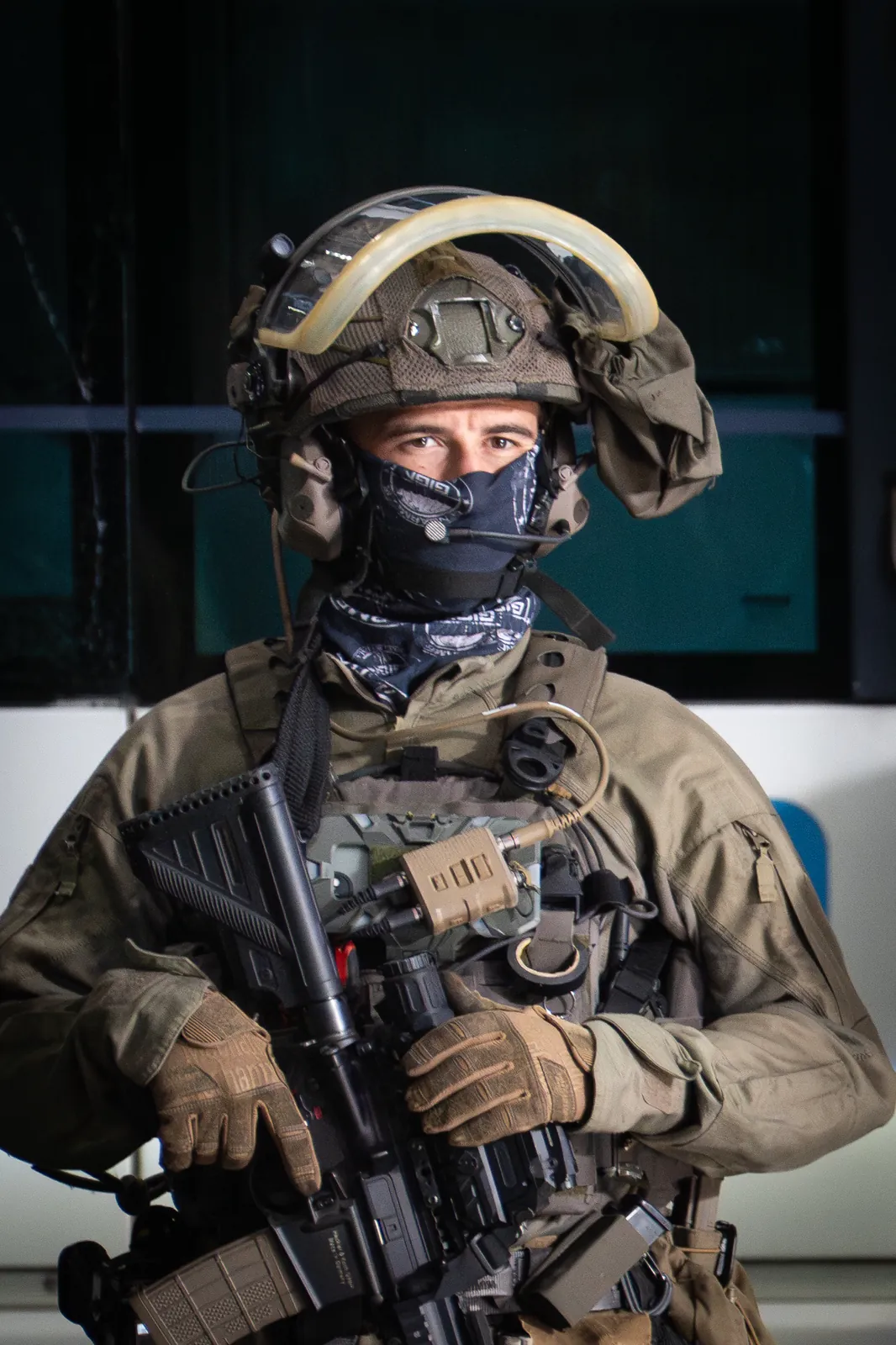 Operateur tactique salon defense 2025 — Danger Dynamics, production photo defense